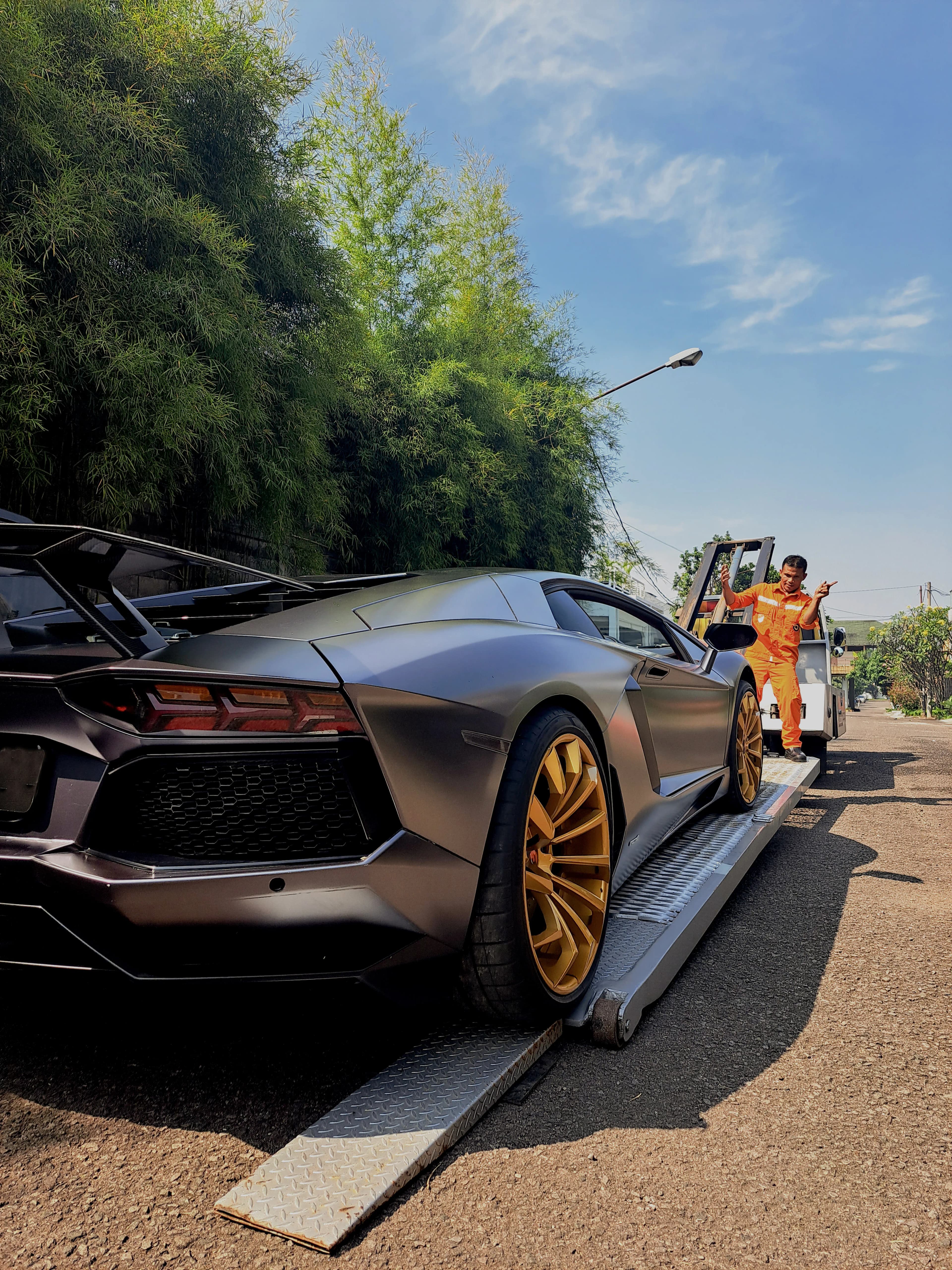 Evakuasi Laka Tol Dalam Kota